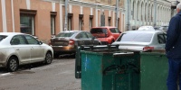 В Петербурге заработал штаб для контроля уборки мусора на праздниках