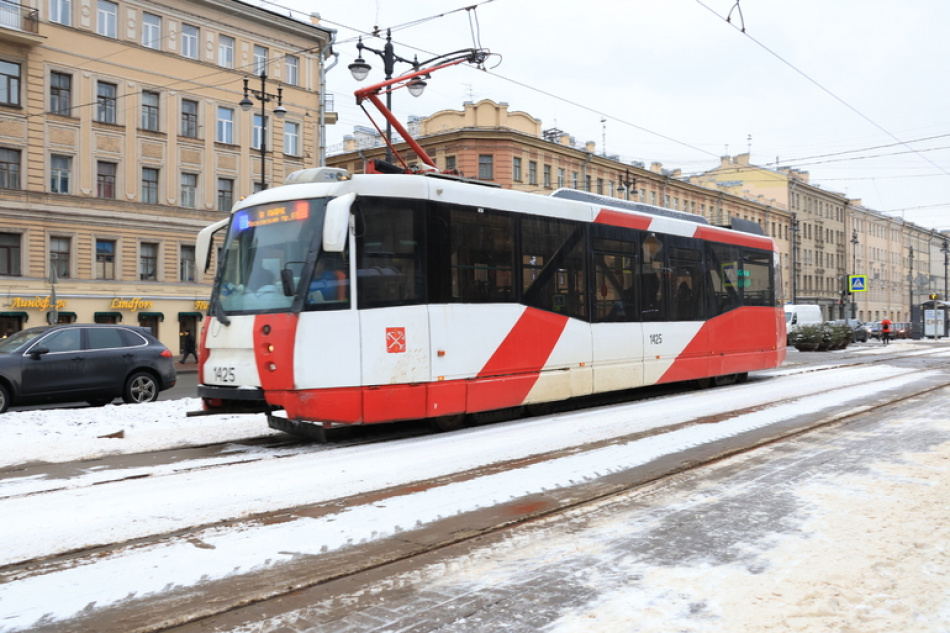 За год в Петербурге отремонтировали более 25 километров трамвайных путей