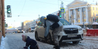За сутки 14 человек травмировались в Петербурге из-за гололеда