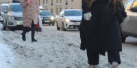 Улицы Петербурга начнут превентивно обрабатывать от гололеда