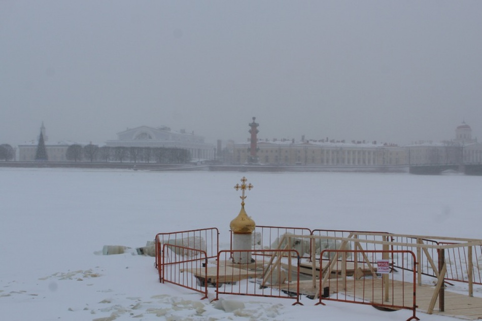Появился список мест для крещенских купаний в Петербурге