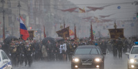 Невский проспект и мосты Петербурга украсили к 80-летию Великой Победы Невский проспект и мосты Петербурга украсили к 80-летию Великой Победы