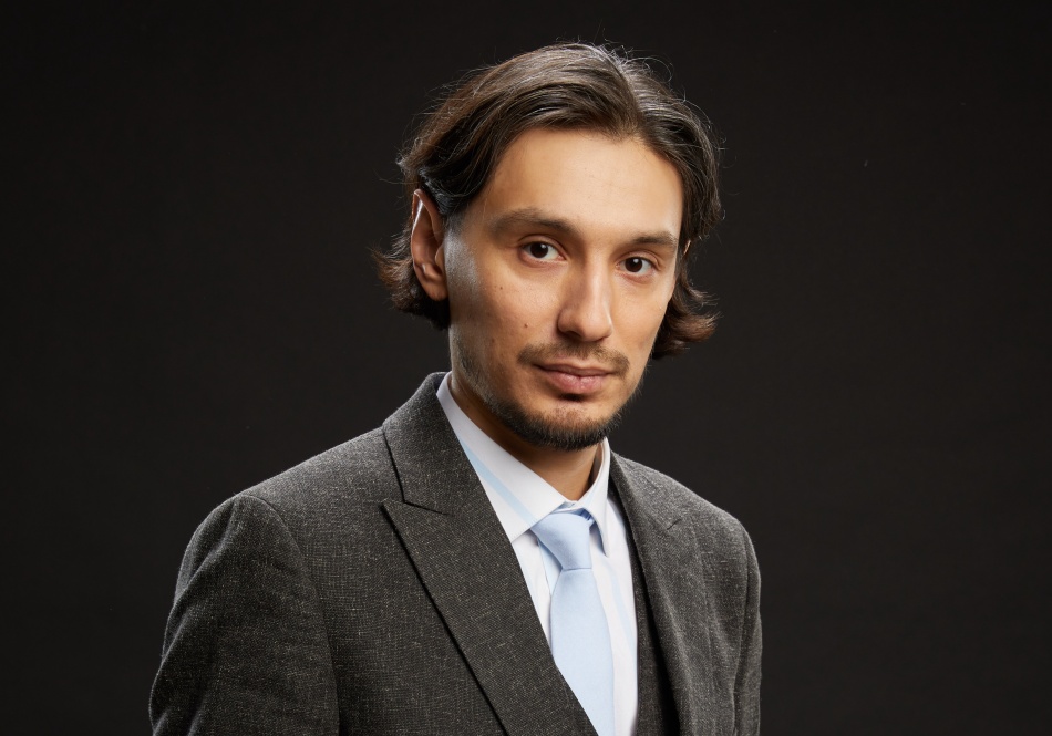 «Женщины — движущая сила развлекательного контента»: интервью комика Алексея Стаховича Peterburg2