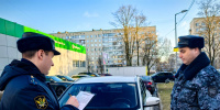 В Колпино алиментщики лишились BMW и LADA благодаря системе видеонаблюдения