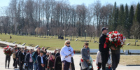 В Петербурге почтили память работавших в блокаду трамвайщиков В Петербурге почтили память работавших в блокаду трамвайщиков