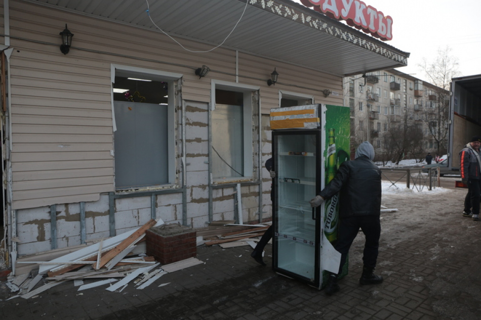 В Петербурге усилят контроль за несанкционированной деятельностью незаконных ларьков