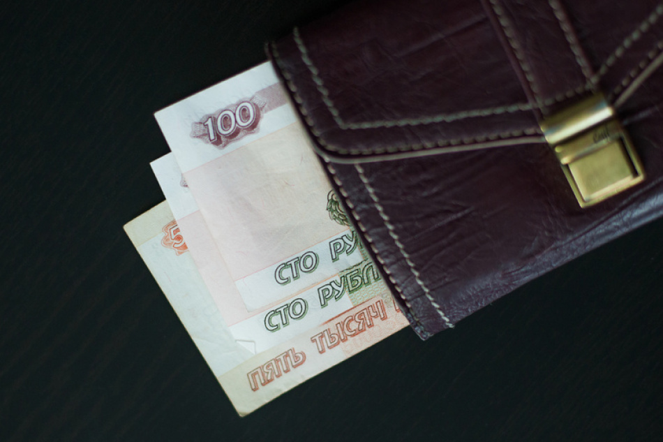 Судебные приставы помогли петербуржцам вернуть долг по зарплате в размере 54 млн рублей