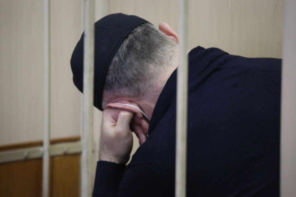 В Петербурге по обвинению в получении взятки задержали сотрудника полиции 