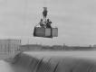 Фото Человек с киноаппаратом