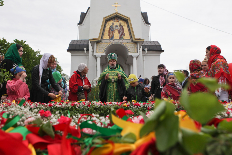 Фасады храма Петра и Павла в Петергофе готовят к завершению реставрации