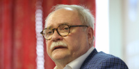 Режиссер Бортко заявил, что ремейк «Бандитского Петербурга» снимут ради денег