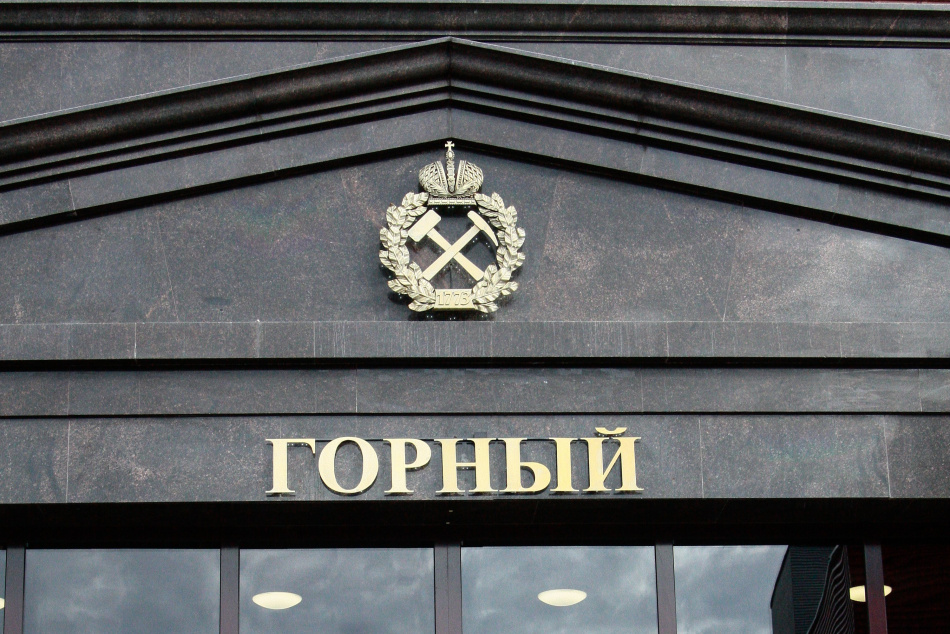 В Горном университете улучшили энергоэффективность гибридных электростанций