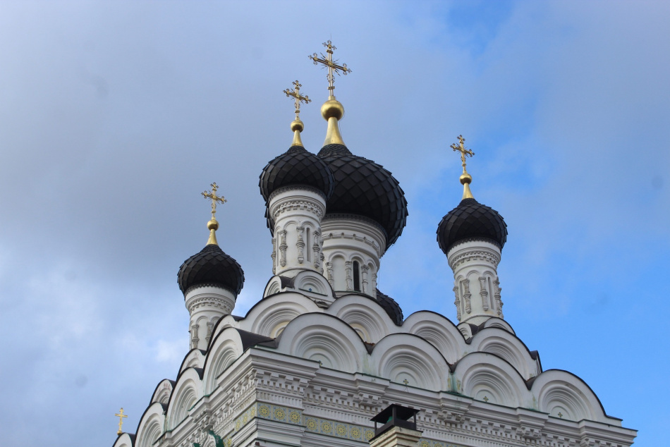 В Госдуму внесут закон о запрете изображения храмов без крестов
