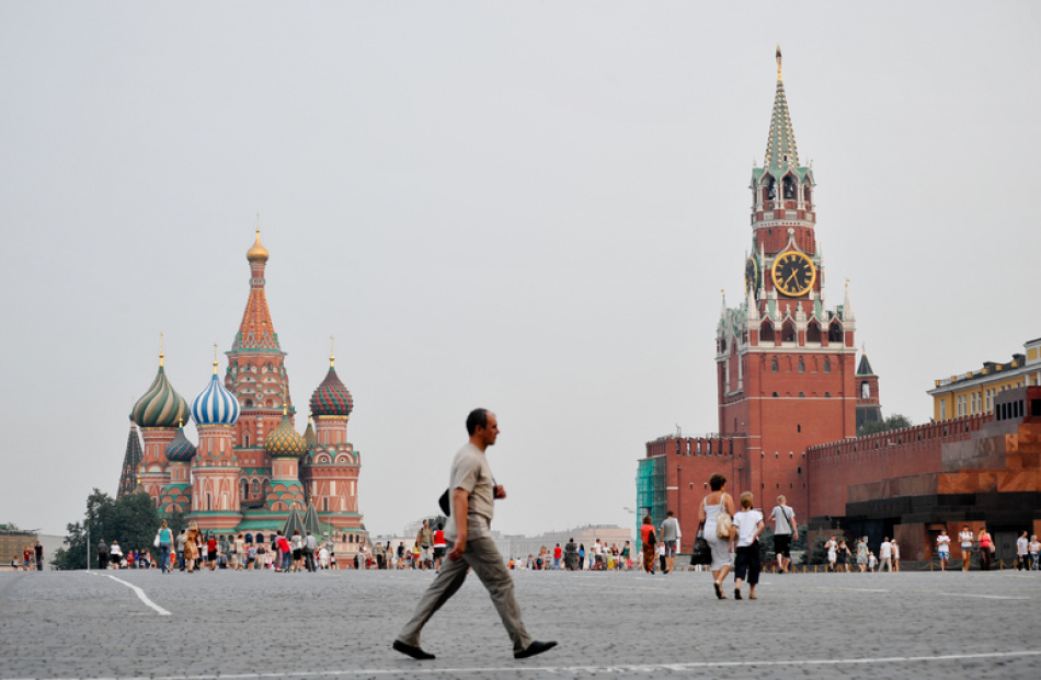 Эррол Маск посетит форум в Москве и прокомментировал конфликт сына с Трампом