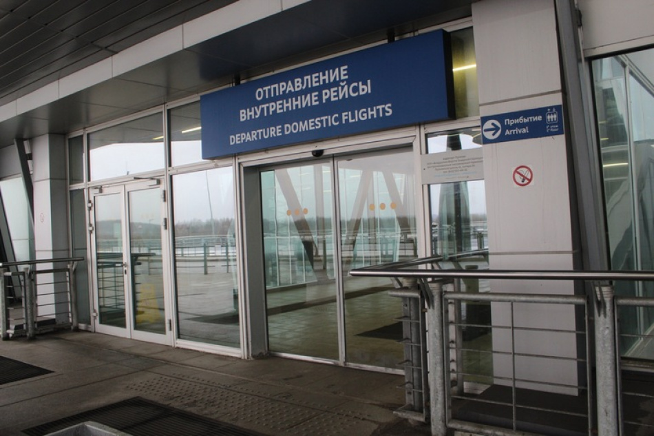 Утром в пятницу 15 самолетов не покинут Петербург в назначенное время