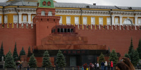 Депутат Иванов предложил захоронить Ленина