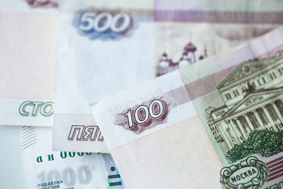 Каждый пятый житель Петербурга не следит за своими расходами