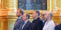 Кехман присутствовал на службе в Петропавловском соборе после обвинения в растрате Кехман присутствовал на службе в Петропавловском соборе после обвинения в растрате