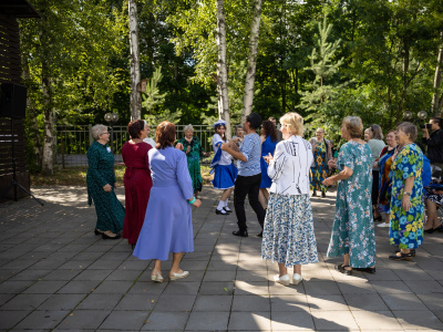 Фото Концерт на летней сцене Летние вечера в Ольгино