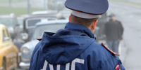 Полицейские задержали мужчину за стрельбу по машинам на трассе «Кола»