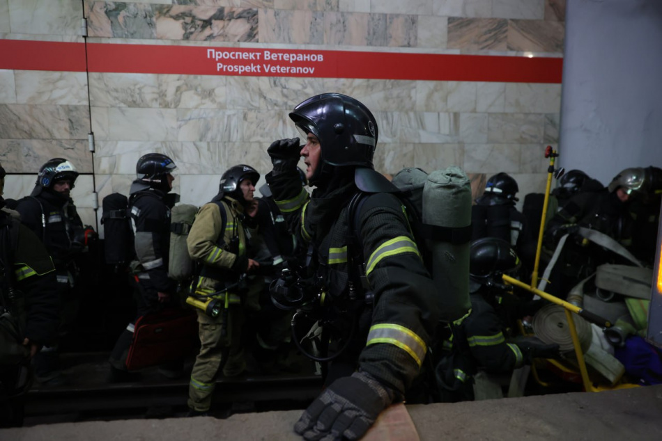 На «Проспекте Ветеранов» прошли учения по ликвидации пожара в метро