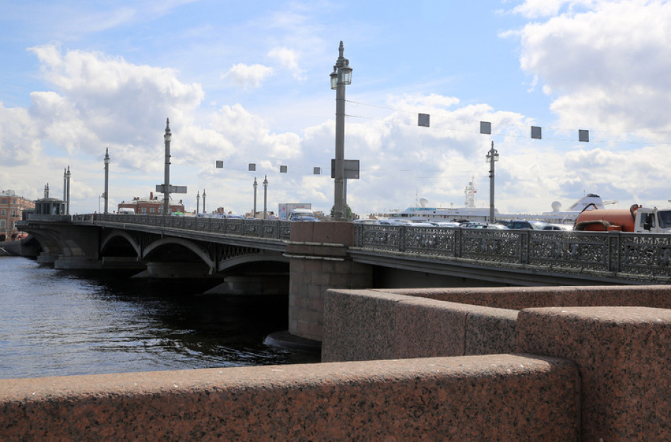 Реконструкция Благовещенского моста пройдет в два этапа