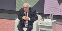 Михаил Гусман опроверг сообщения о переходе в пресс-службу губернатора Петербурга