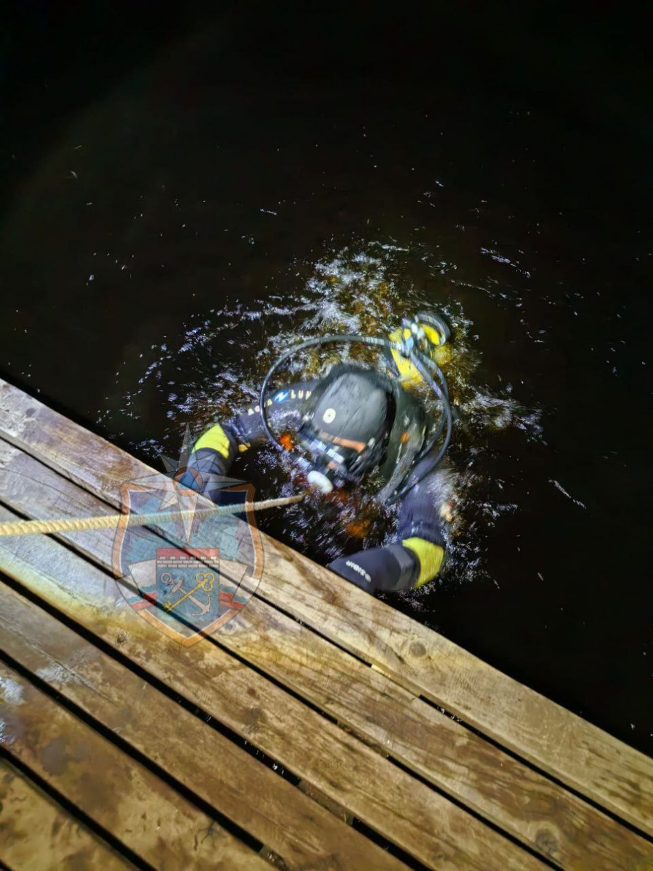 В Ленобласти в реке Грузинка после ночных поисков было найдено тело женщины