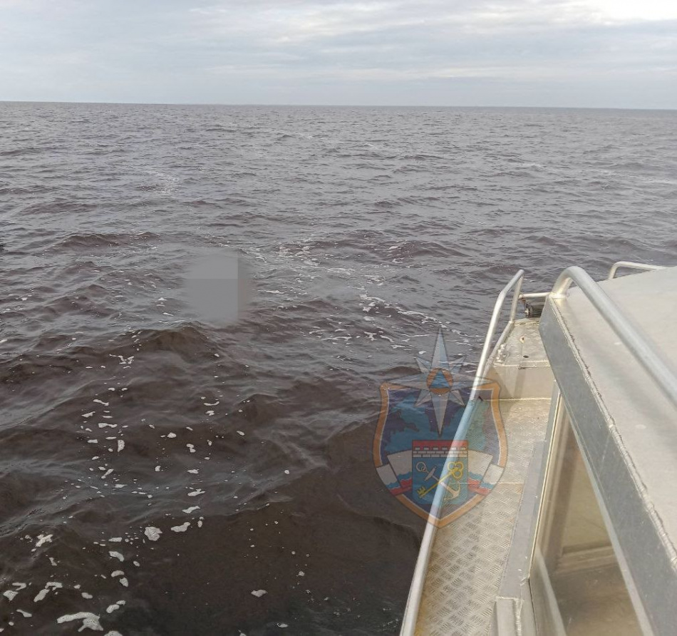 В Ленинградской области из устья реки Сясь спасатели извлекли тело человека после сообщения от рыбаков