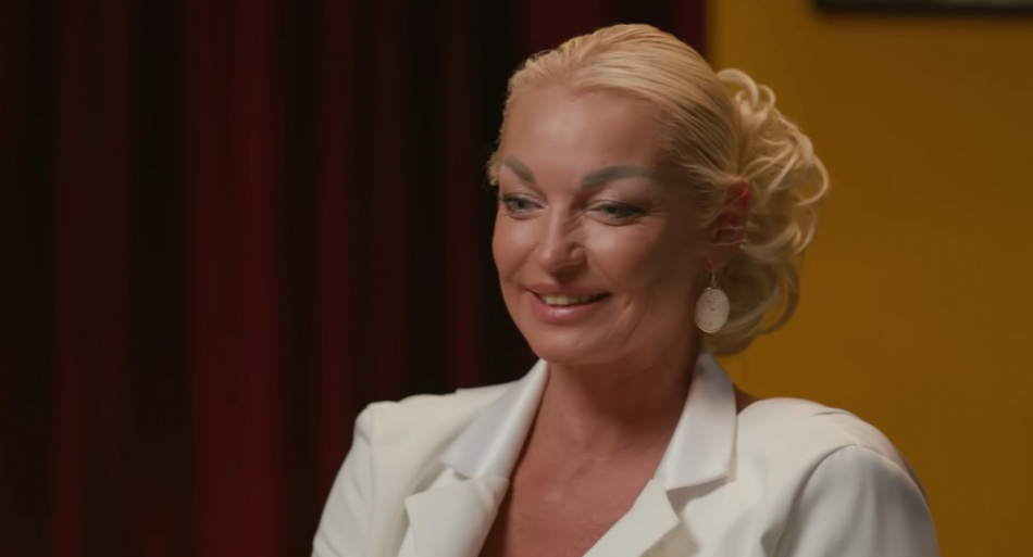 Анастасия Волочкова поделилась мыслями о спорте и силе характера