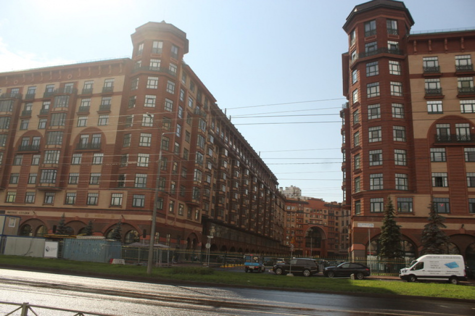 В Петербурге спустя 20 лет задержали обвиняемого в смертельном нападении, совершенном в общежитии Невского района