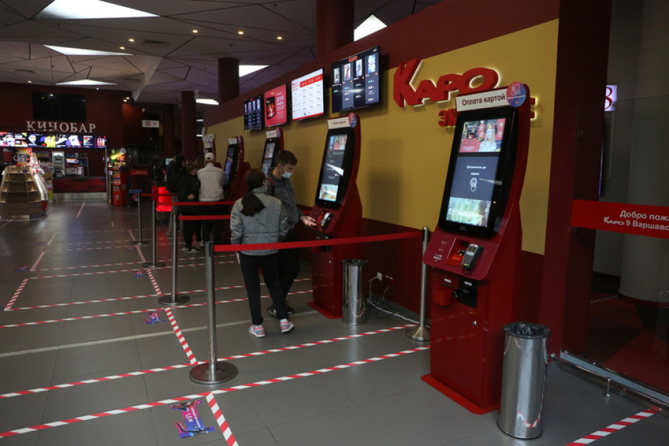 Александр Адабашьян считает, что современное кино теряет глубину из-за влияния продюсеров