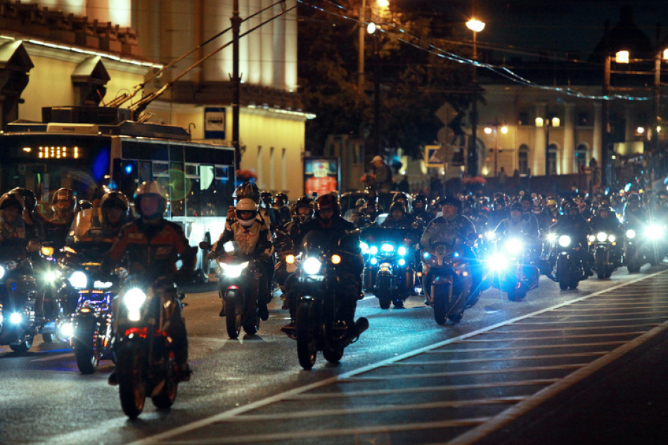 В центре Петербурга на шесть дней ограничат движение из-за фестиваля мотолюбителей