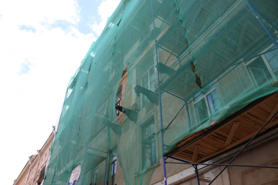 В Кингисеппском районе возбудили уголовное дело из-за падения монтажника на стройплощадке