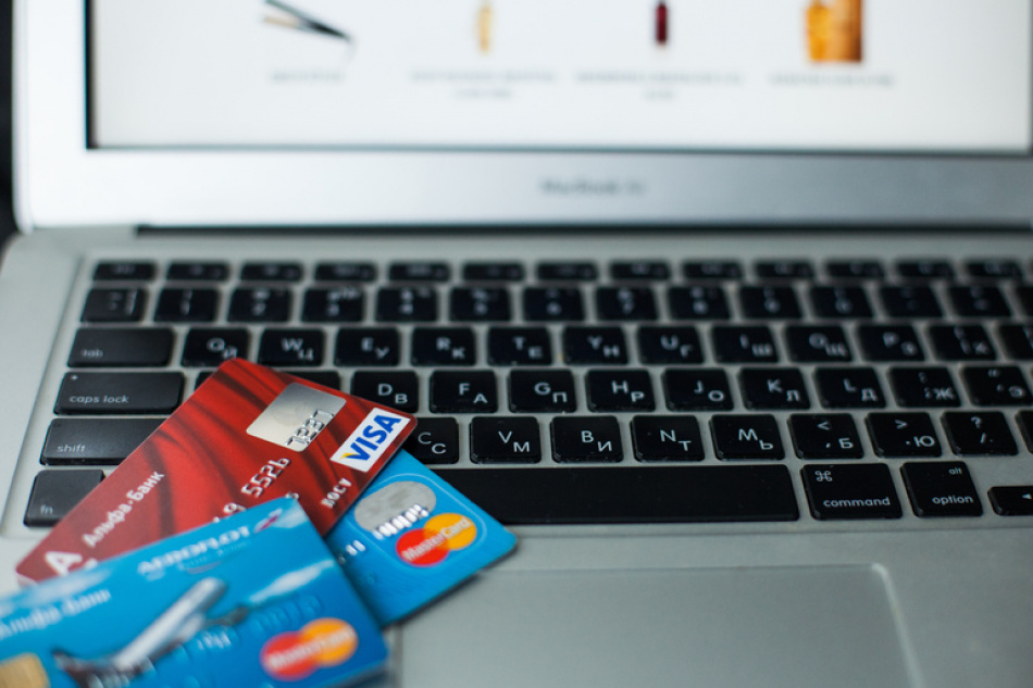 Полиция Петербурга и Ленобласти назвала десять явных признаков мошенничества при совершении онлайн-покупок