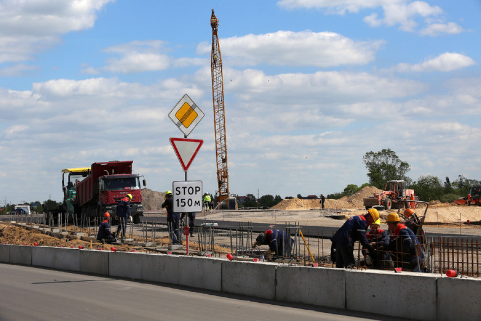 В Лужском районе подросток погиб после столкновения питбайка с отбойником