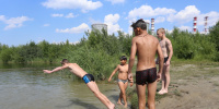 В Петербурге с начала лета на водоемах погибли 26 человек, среди них дети