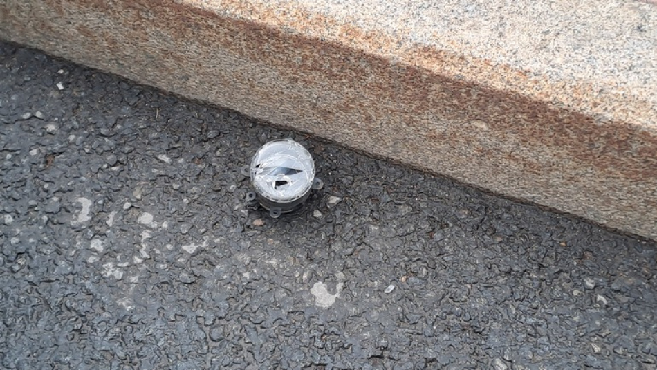 В Колпинском районе водитель в состоянии опьянения протаранил ограждение с ребенком в салоне