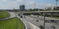 Движение на юго-западе Петербурга парализовано из-за серии аварий на КАД