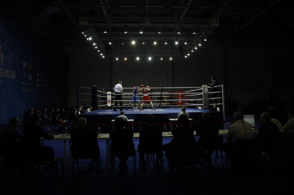 Никита Цзю одержал быструю победу и стал интерконтинентальным чемпионом WBO