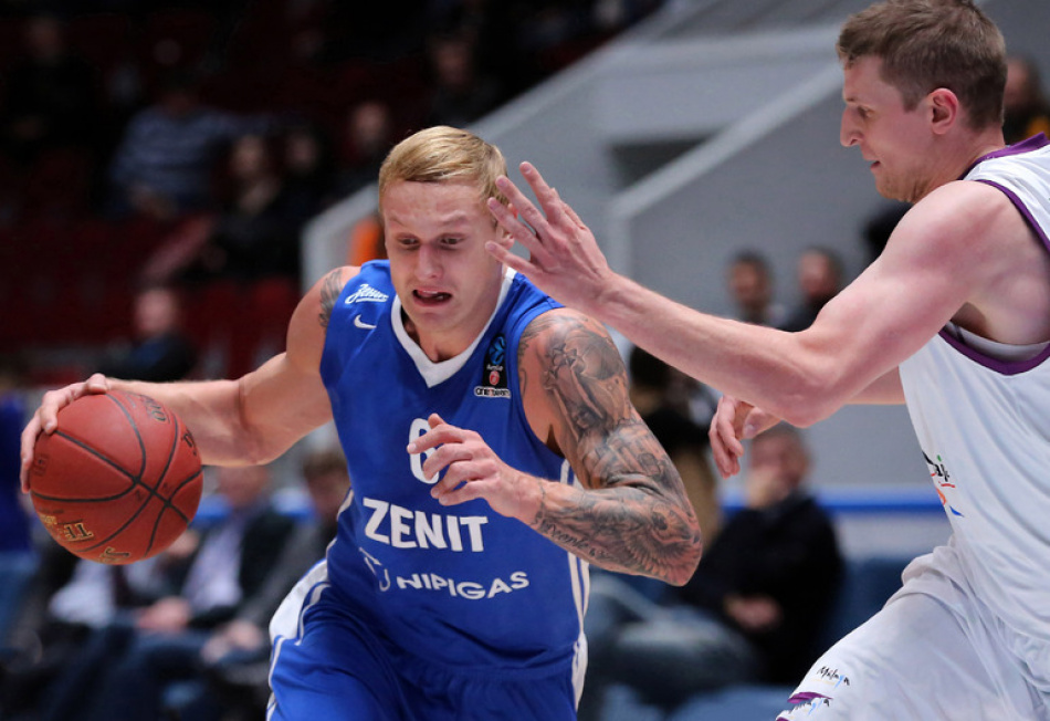 На месте захоронения Яниса Тиммы в Латвии поставили памятник