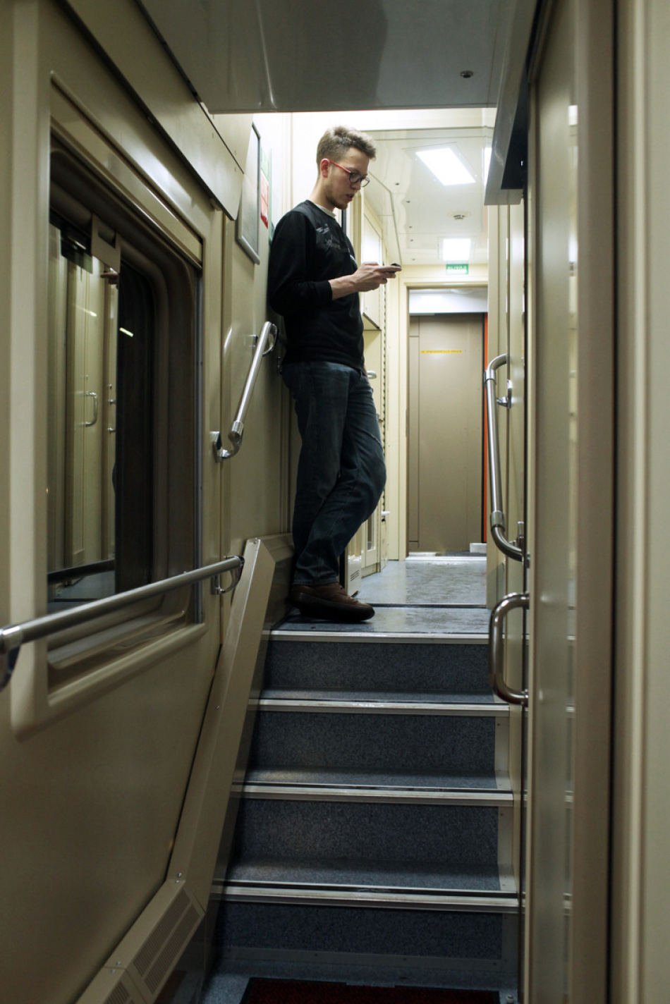 Роспотребнадзор напомнил о правилах личной гигиены в поездах для жителей Петербурга и Ленобласти