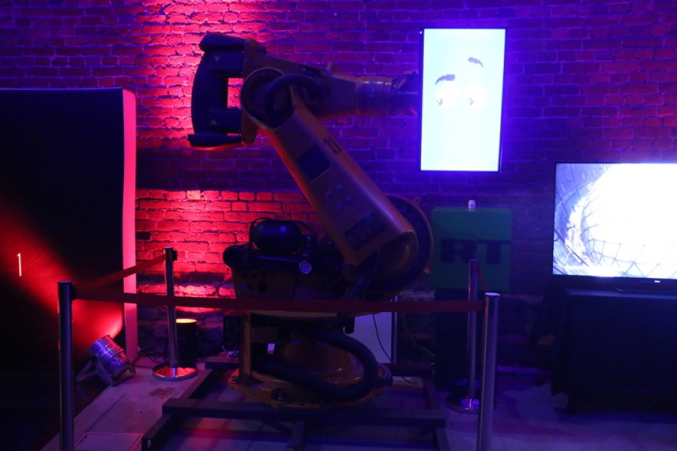 Российские ученые наблюдают за жизнью мышей на борту спутника «Бион-М»