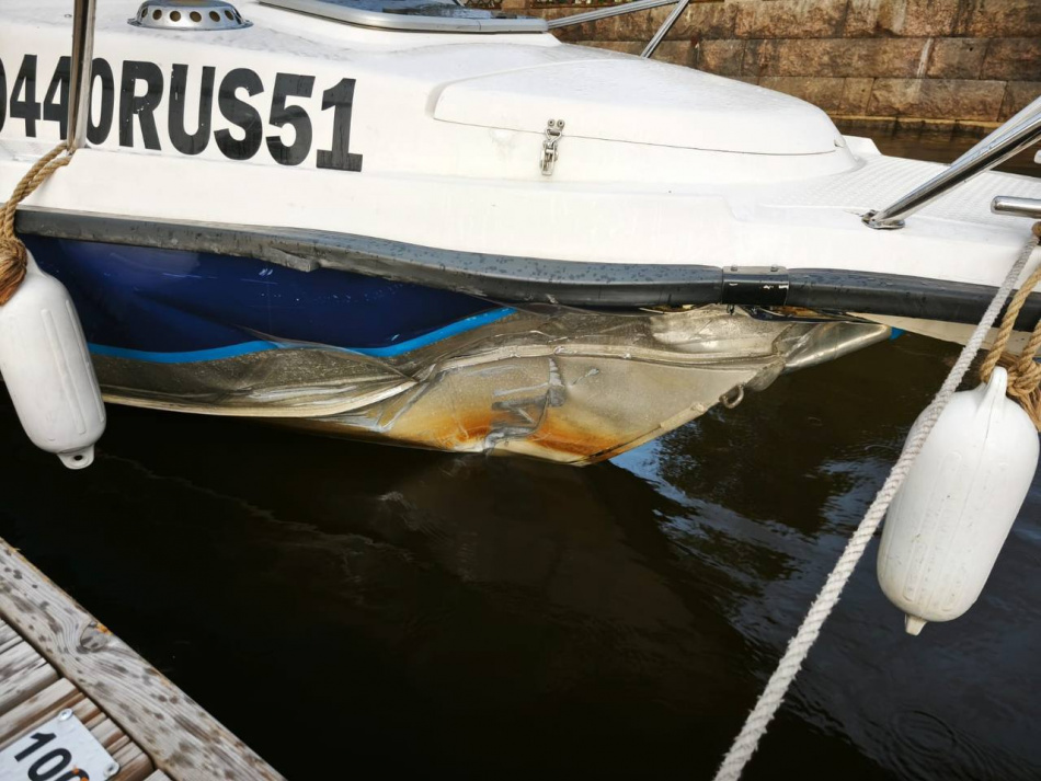 Шесть человек получили травмы при столкновении катеров в акватории Выборгского залива