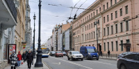 Невский проспект вновь закрывают для транспорта из-за масштабного ремонта дорожного полотна