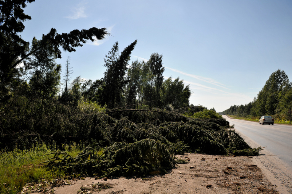 Российские туристы оказались заблокированы на Хайнане из-за мощного тайфуна