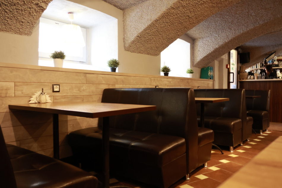 Конфликт в кафе на Социалистической улице завершился потасовкой с участием сотрудников и посетителей