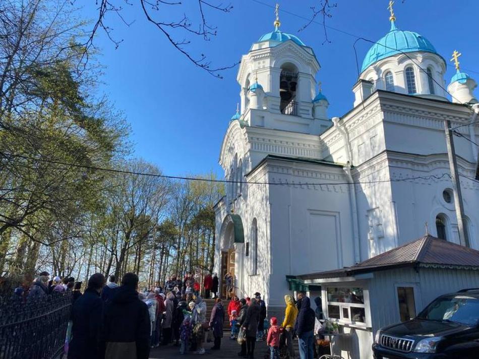 Петербуржцам напоминили о последствиях за оскорбление чувств верующих в Интернете и реальной жизни