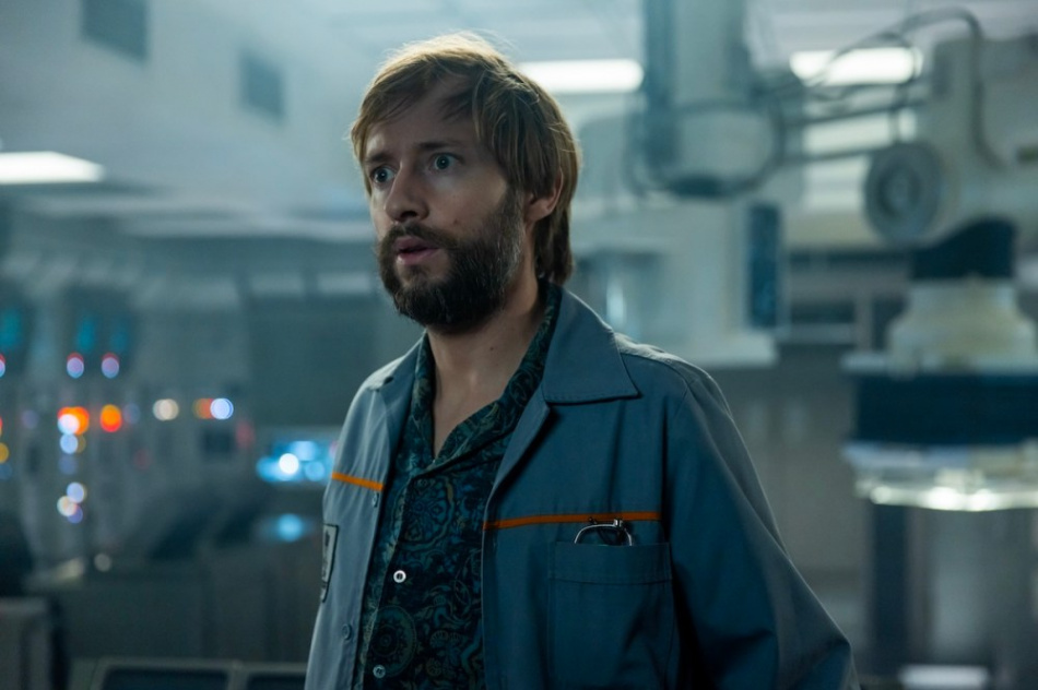 Дэвид Рисдал высказался о переменах в характере Артура в сериале «Чужой: Земля»