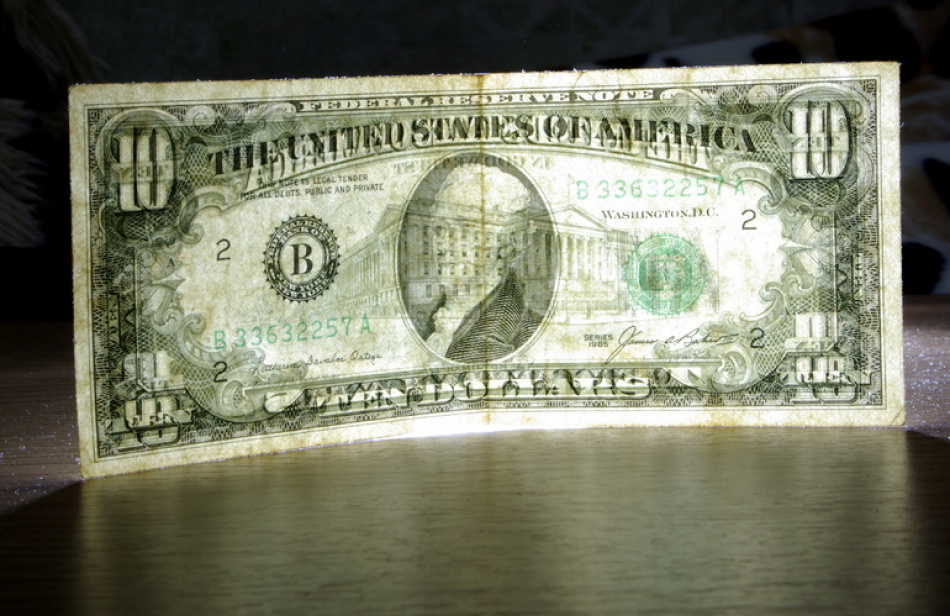 Продюсер Дэвид Браун обвинен в крупном мошенничестве на 12 миллионов долларов